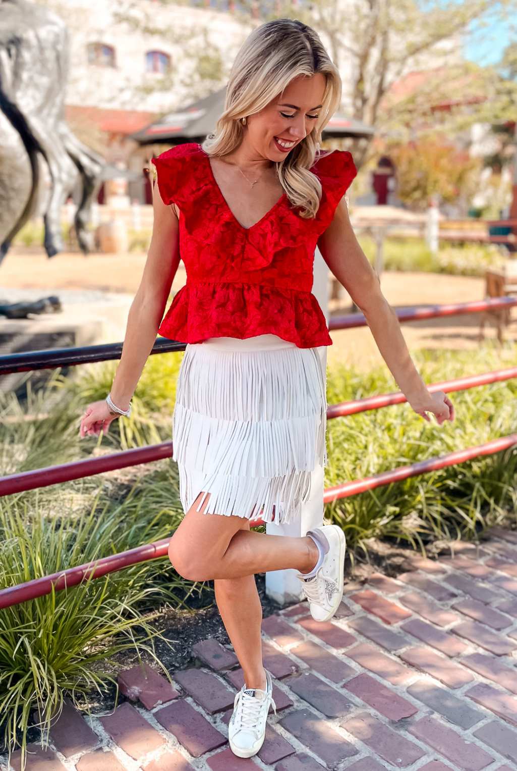 Jacquard Sleeveless Ruffle Top - Red