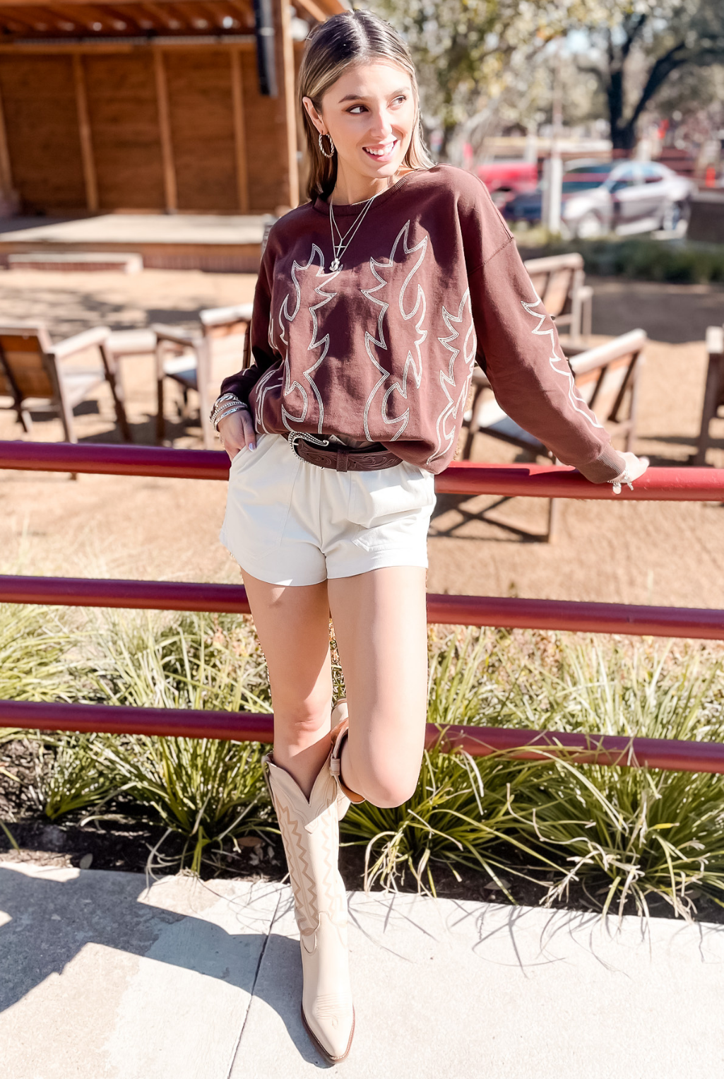 Boot Top Stitch Sweatshirt - Brown