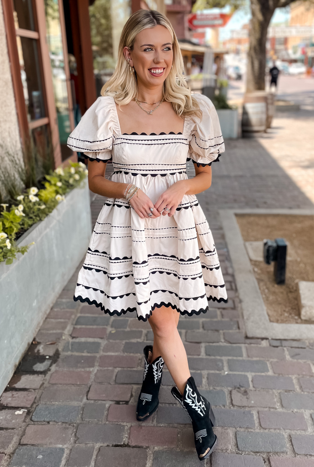 Jeanie Dress - Natural