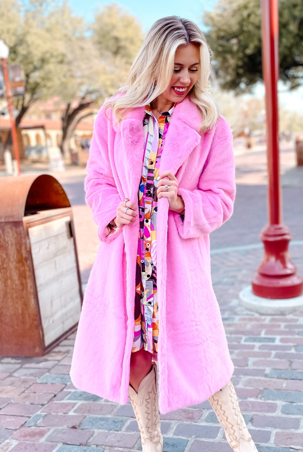Maya Faux Fur Coat - Pink