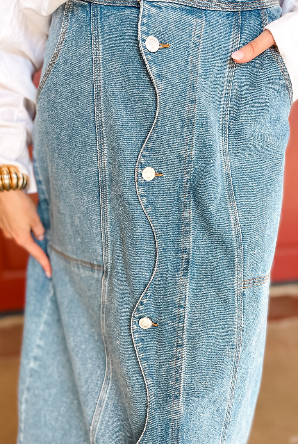 Wavy Placket Denim Skirt