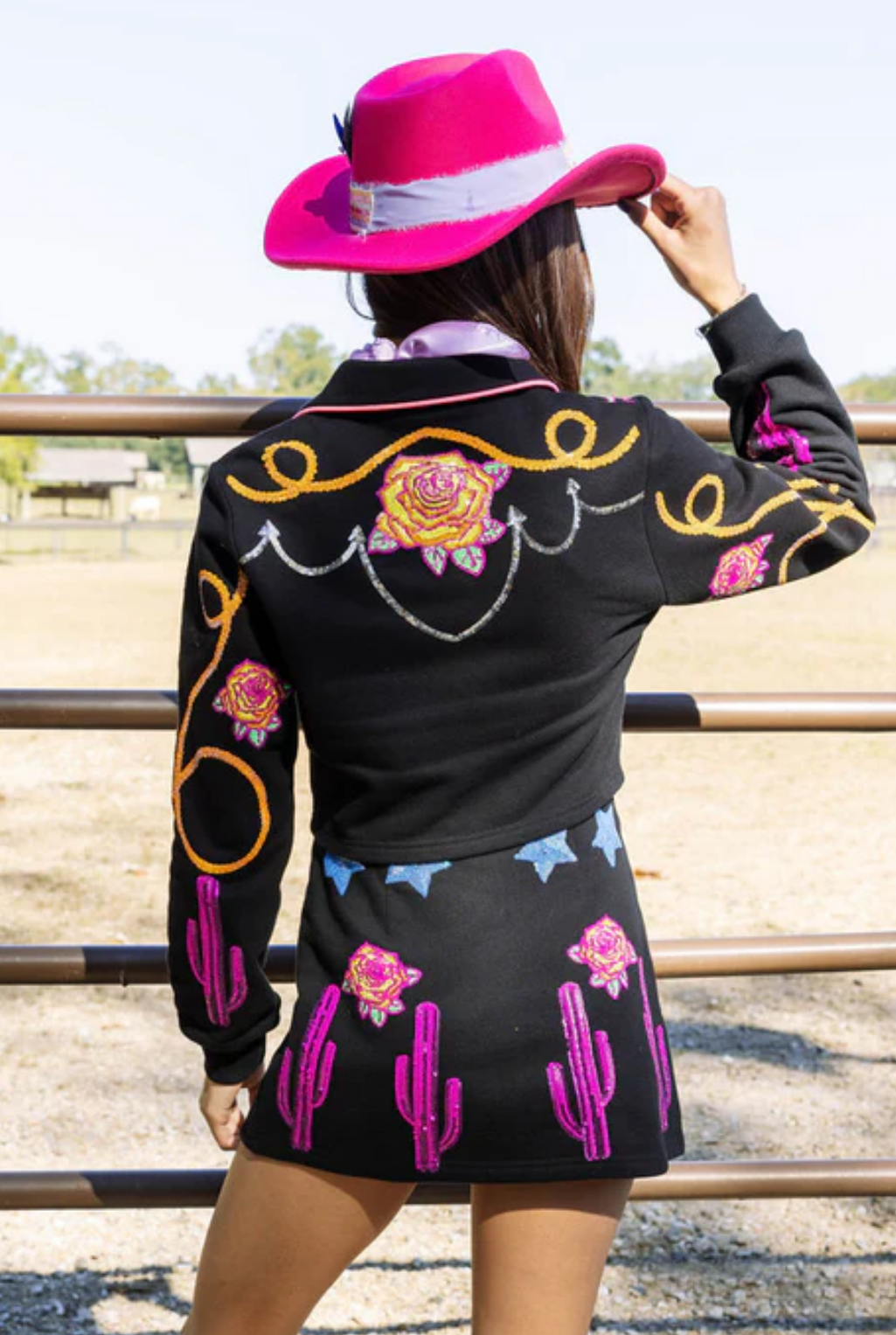 Cowgirl Icon Top - Black