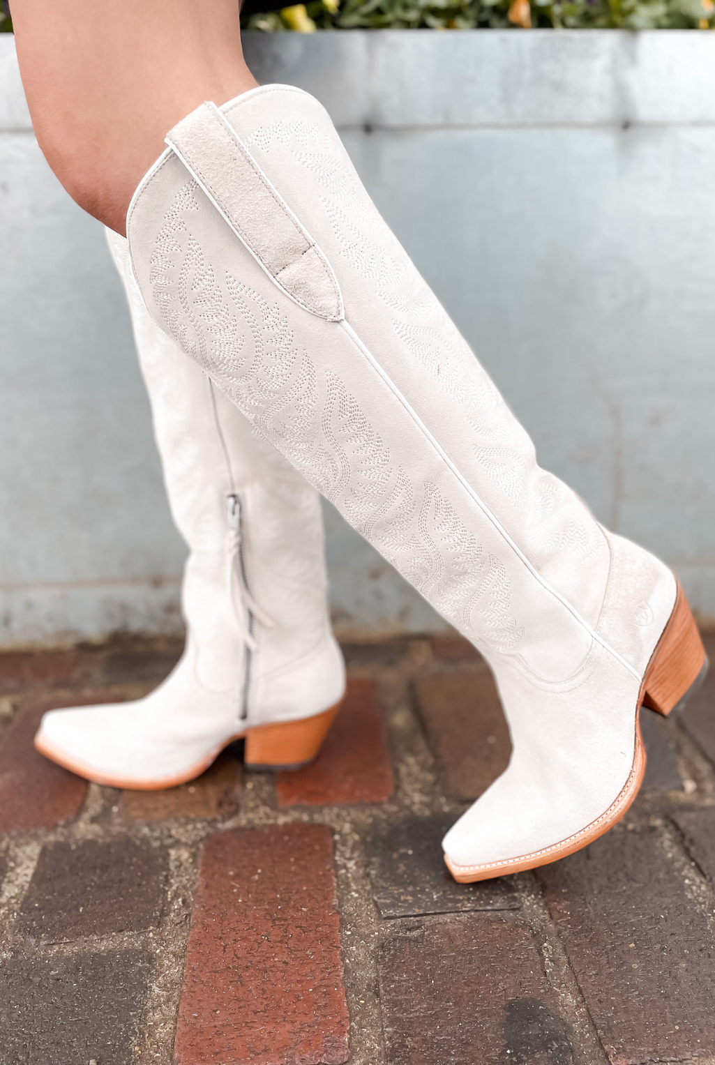 Laramie Suede Boot - Oyster