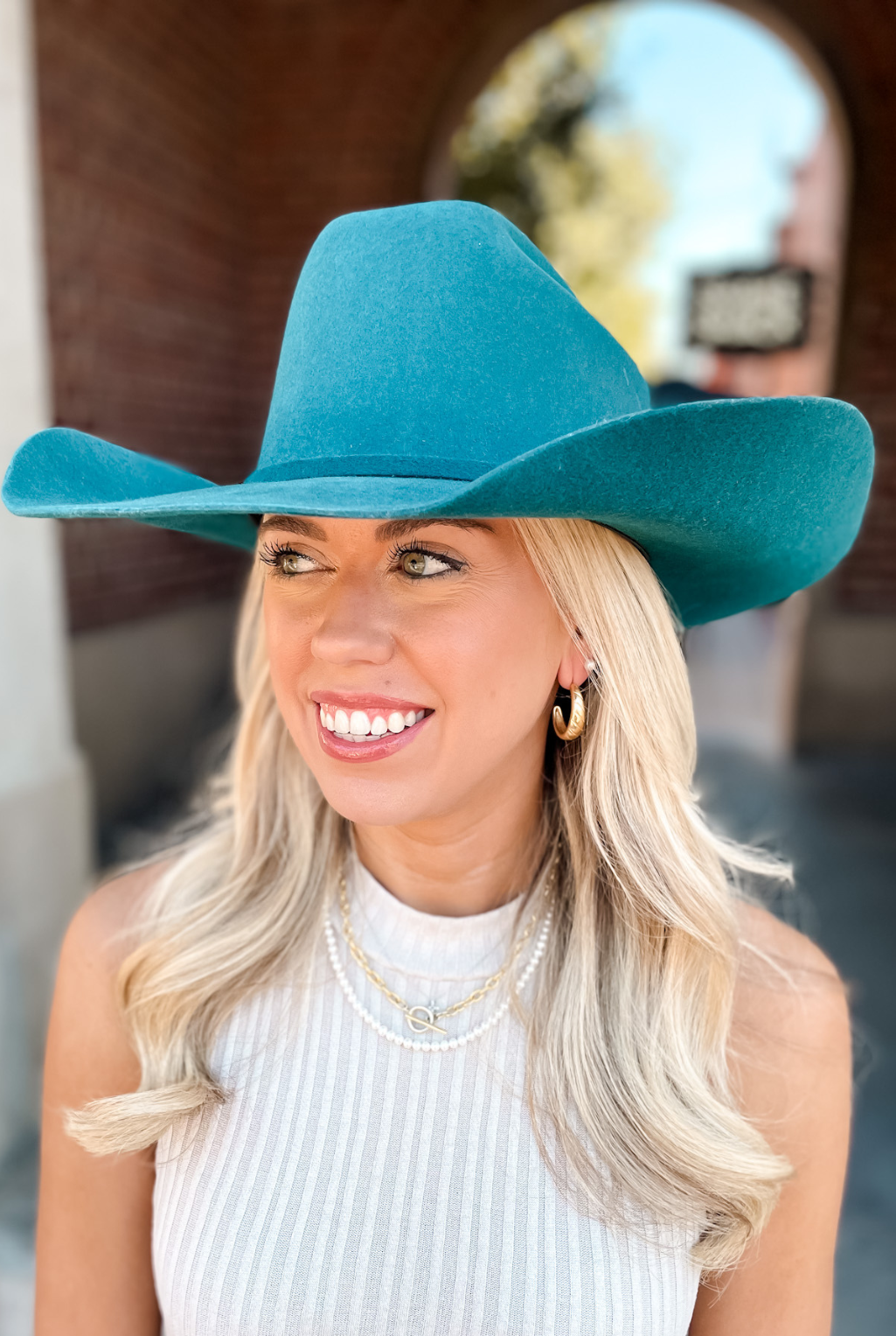 Stockshow Turquoise Hat