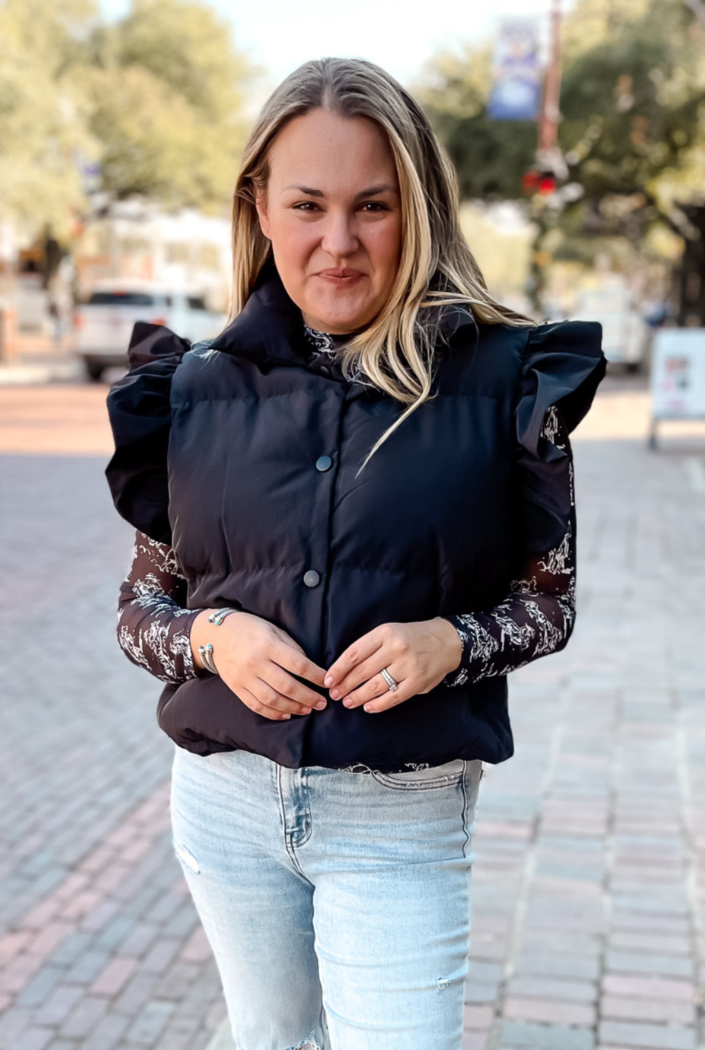 Short Length Ruffle Vest Black