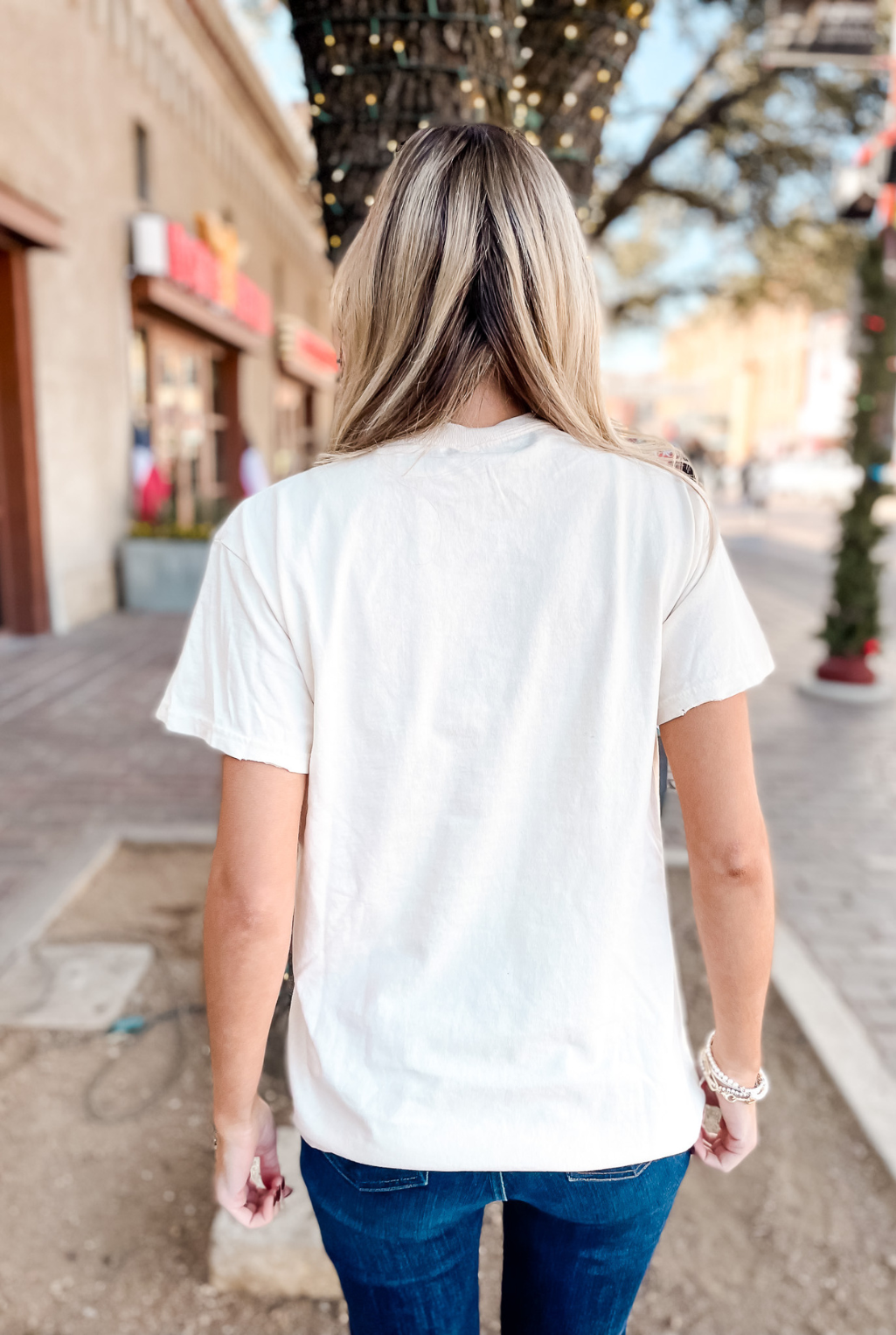 T-Shirt - Willie Nelson Country