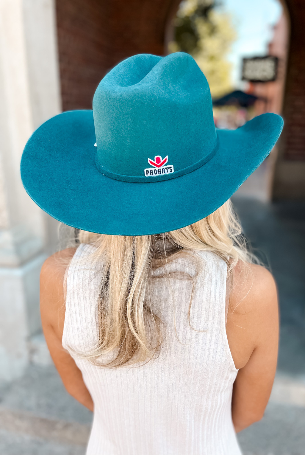 Stockshow Turquoise Hat