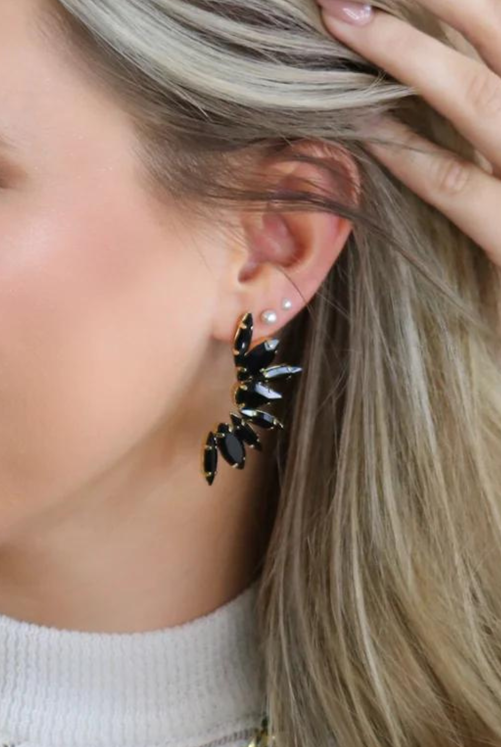 Wren Beaded Earrings - Black