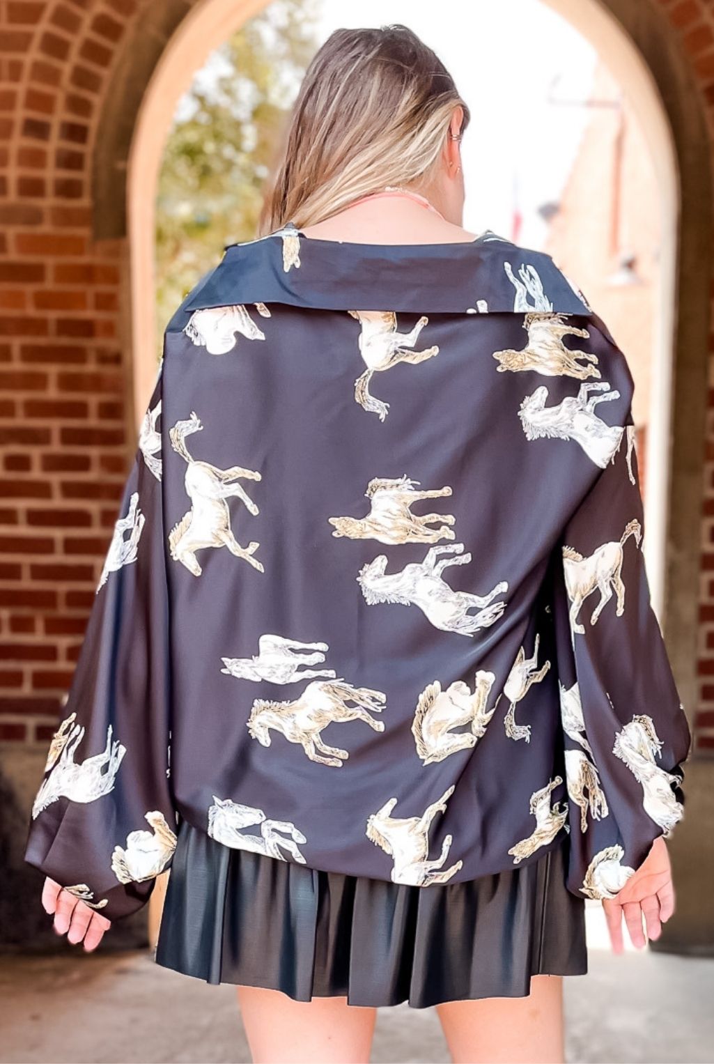 Thundering Horses Top - Black
