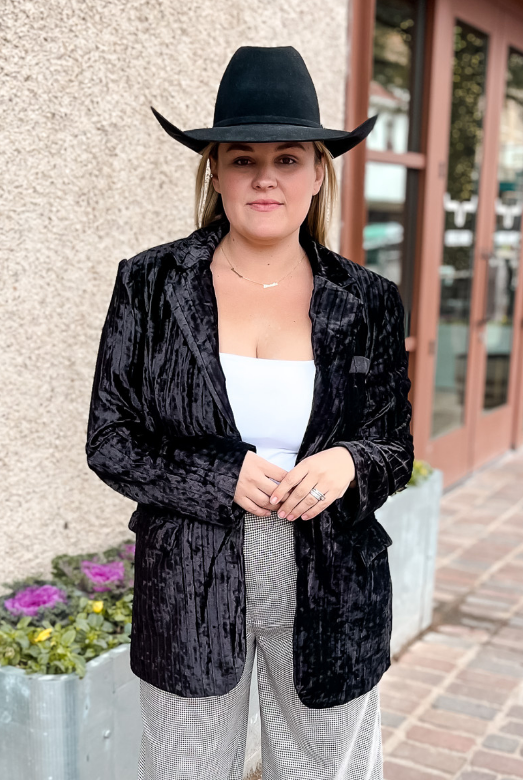 Crushed It Velvet Blazer - Black