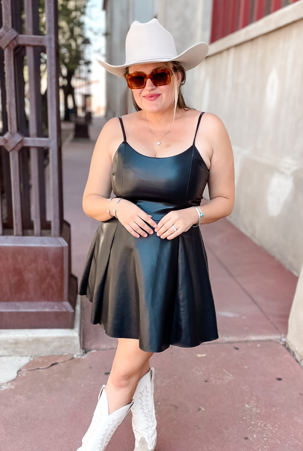 Scoop Neck Dress - Black