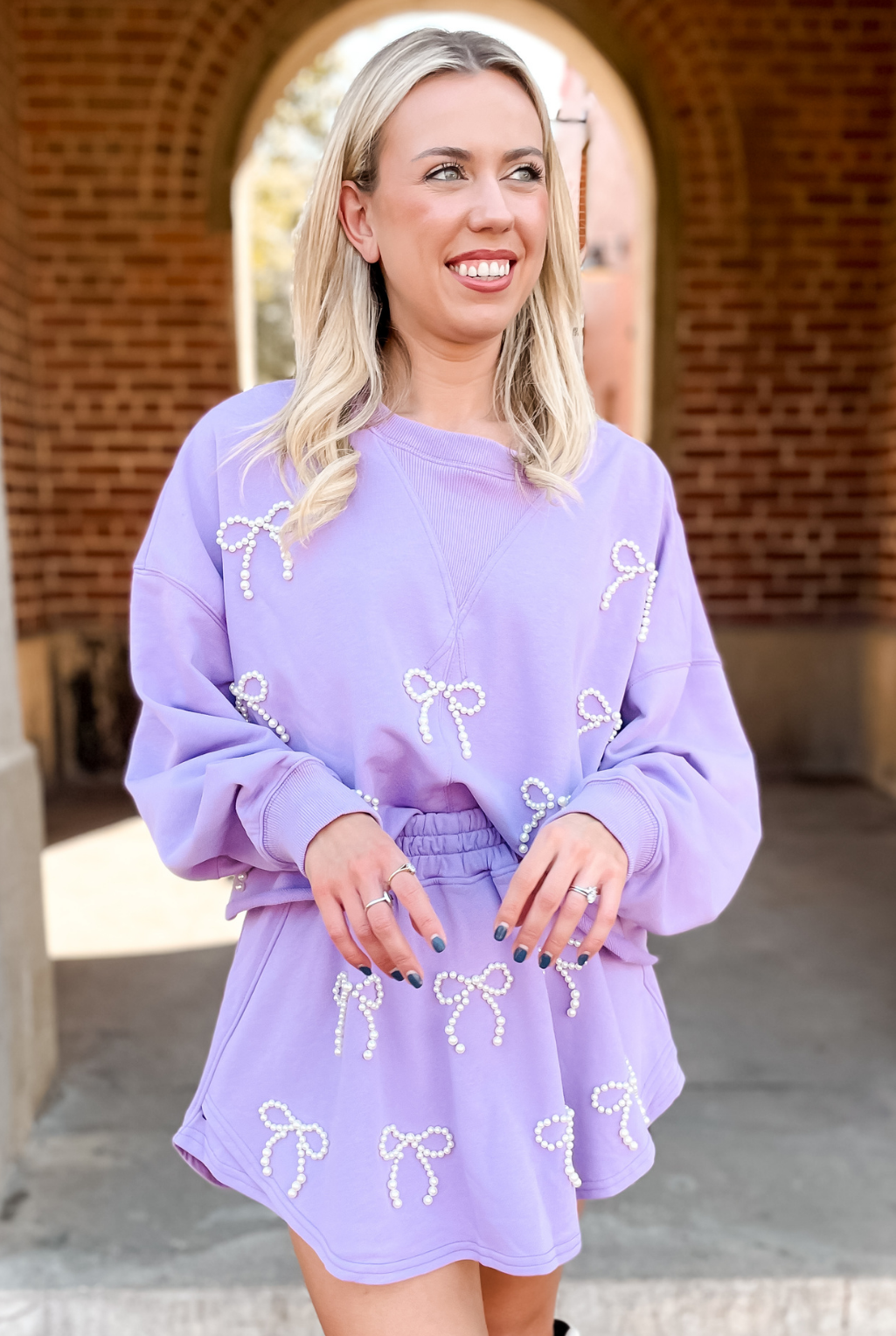 Pearls & Bows Sweatshirt - Lavender