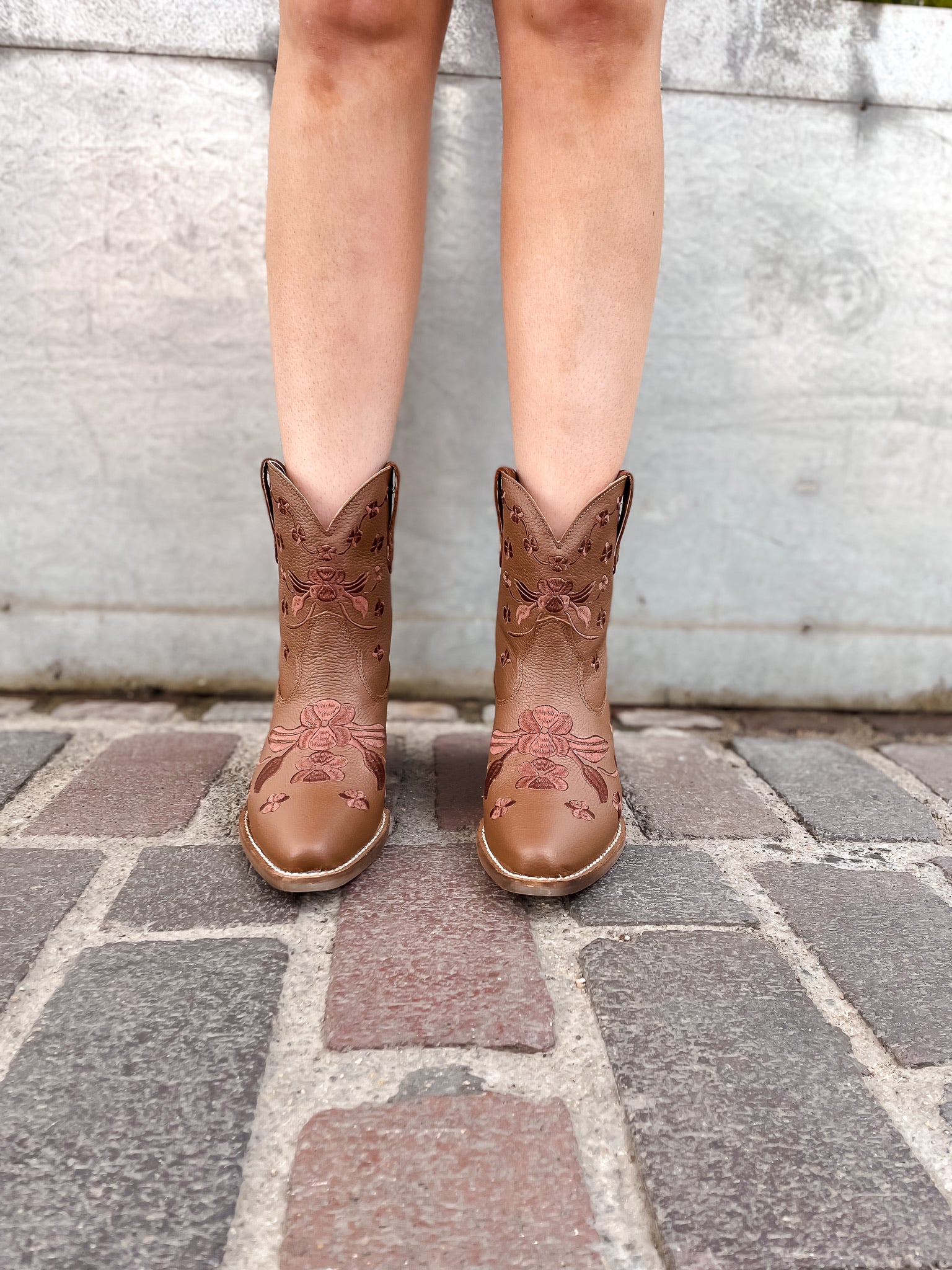 Sweetheart Bootie - Brown