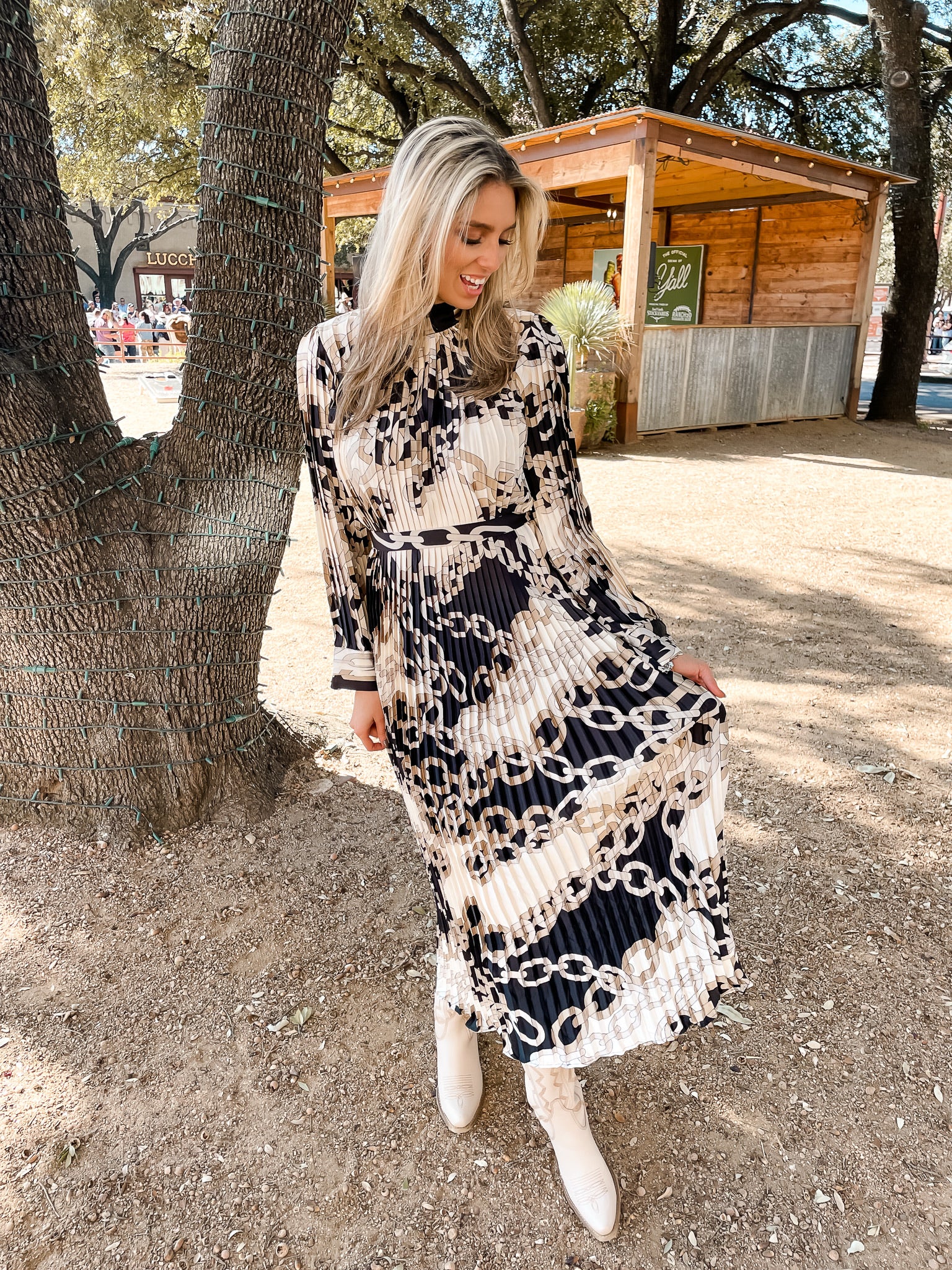 Bitty Pleated Dress - Black/Tan