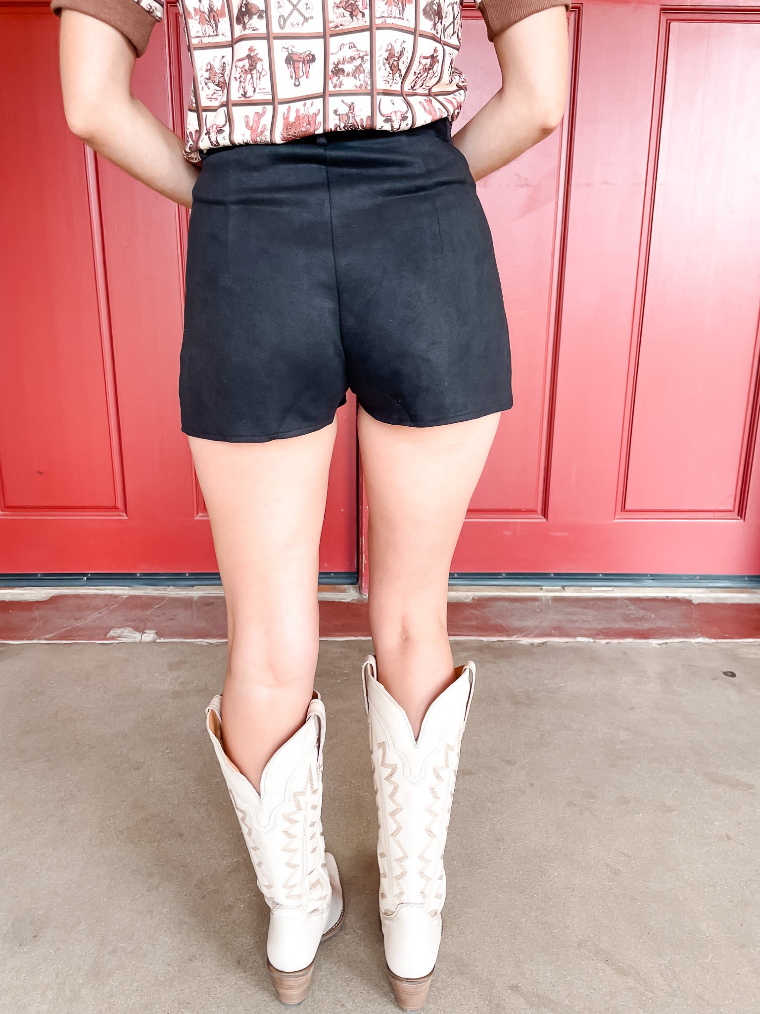 Stars & Studs Shorts - Black