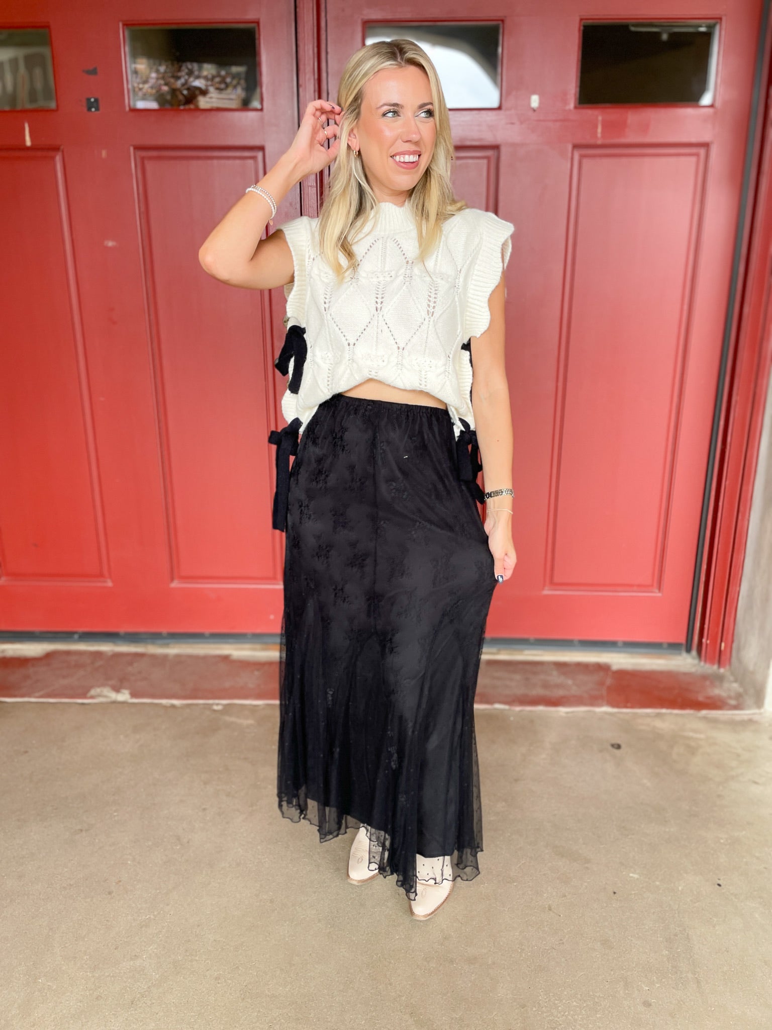 Scalloped Side Tie Sweater Vest