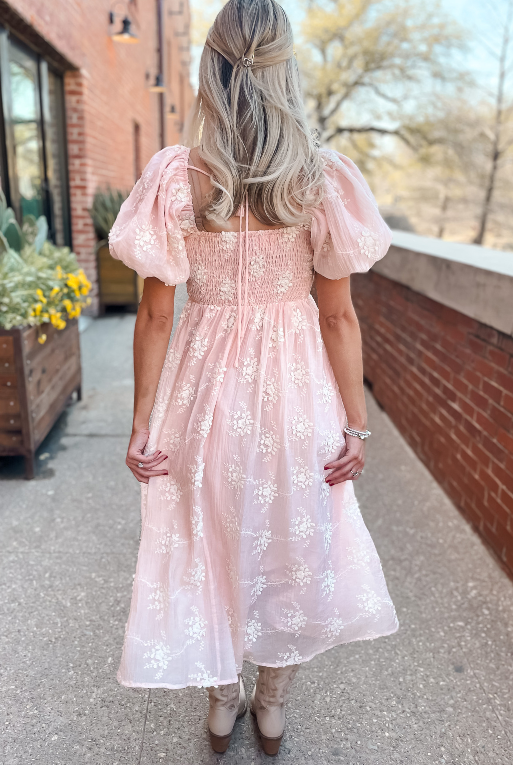 Everlasting Embroidered Dress - Pink