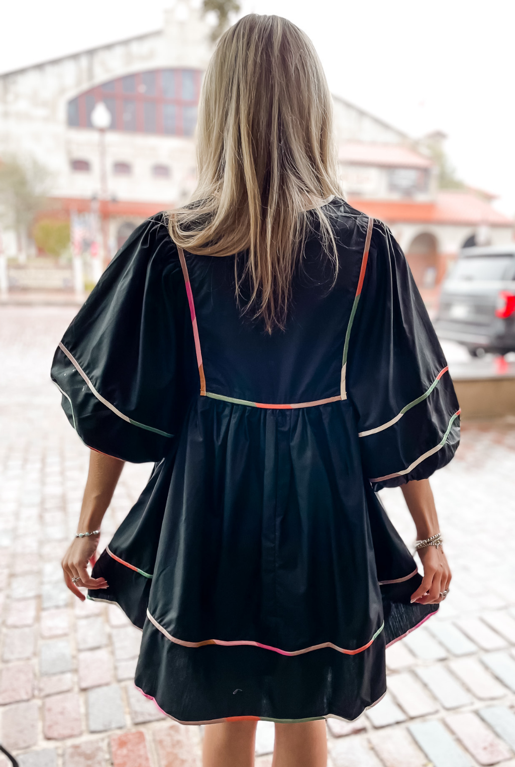 Color Block Piping Dress - Black