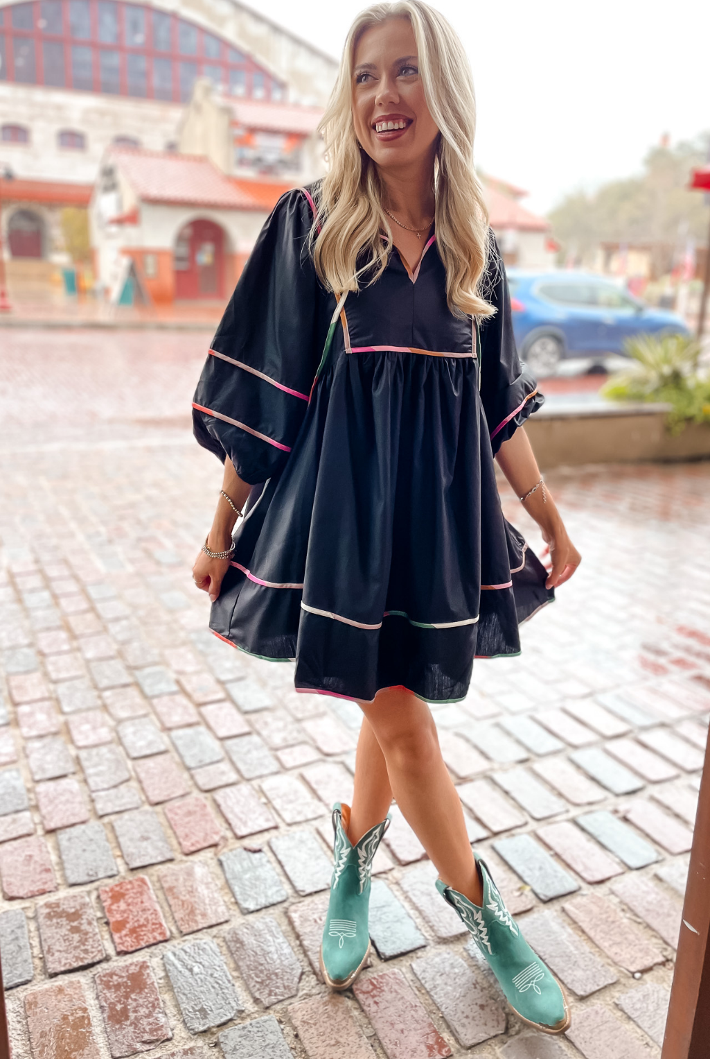 Color Block Piping Dress - Black