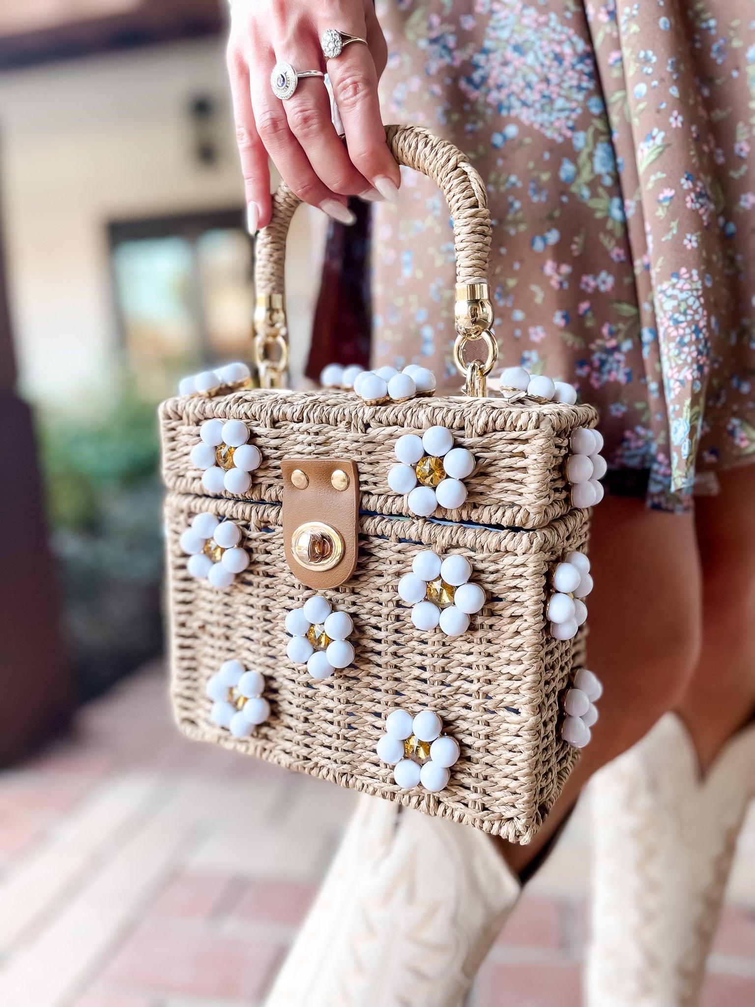 Wicker Daisy Handbag - Tan