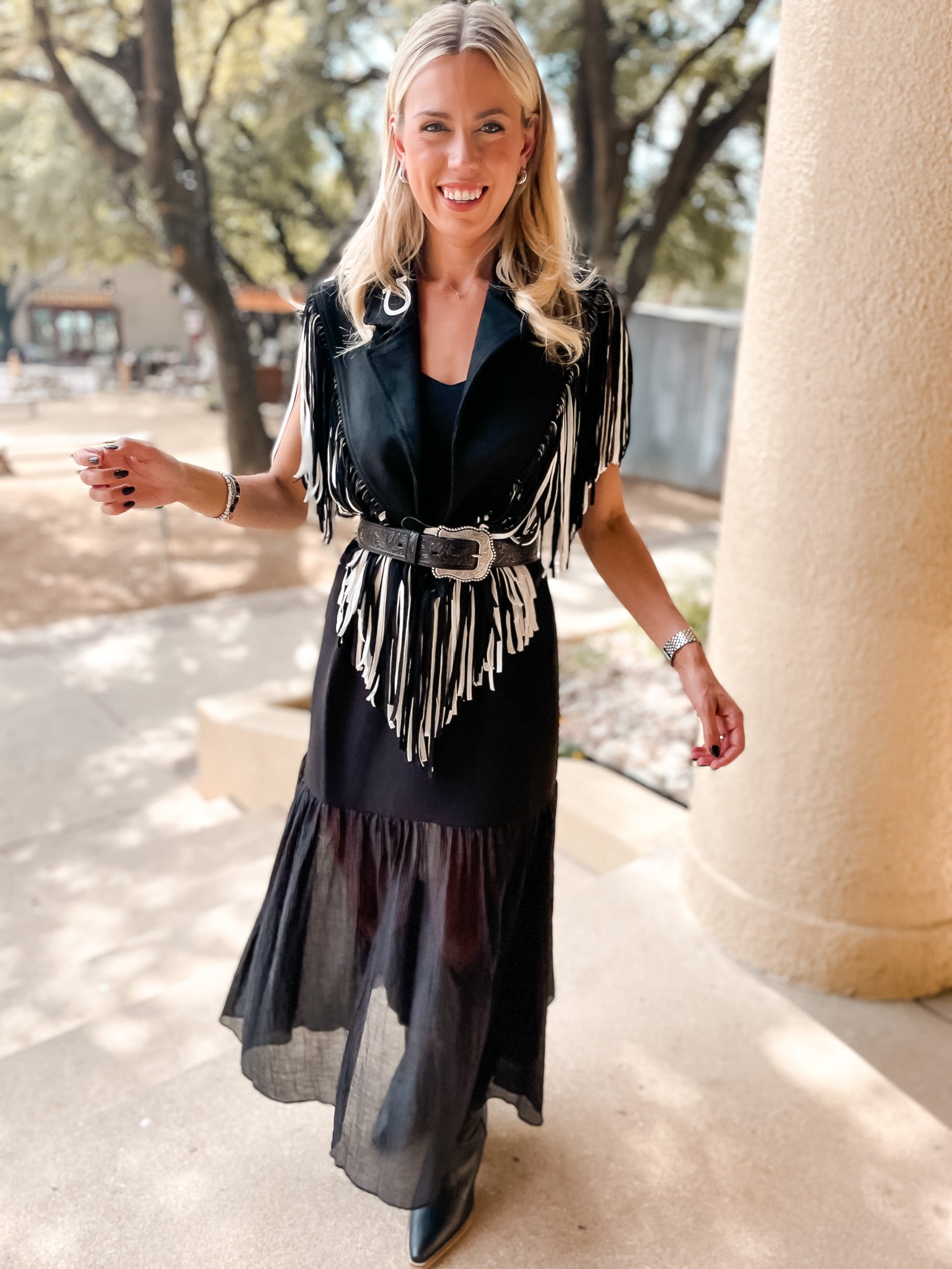 Lucky Horseshoe Fringe Shrug - Black