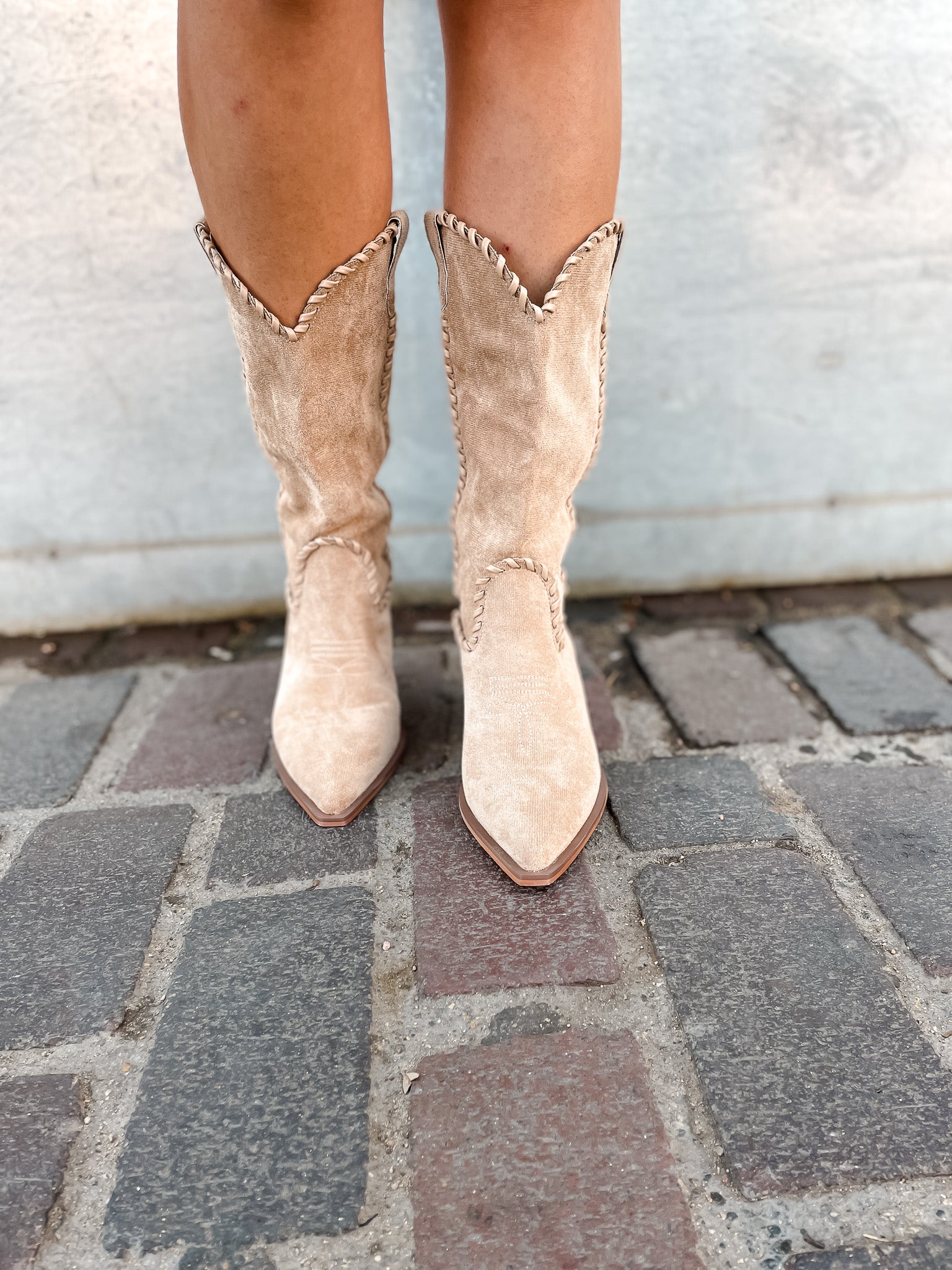 Tilly Whipstitch Boot - Tan