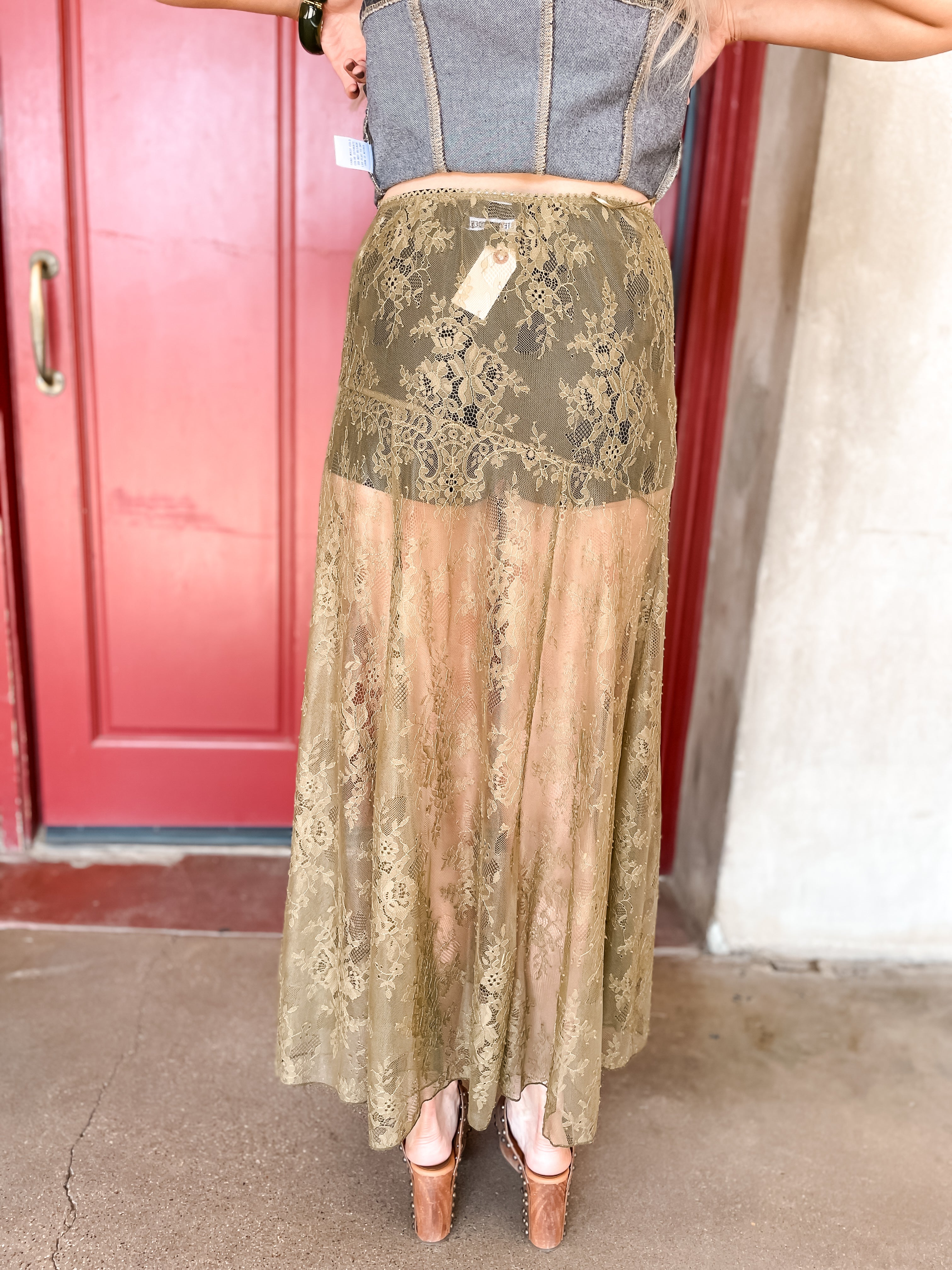 Veera Lace Skirt