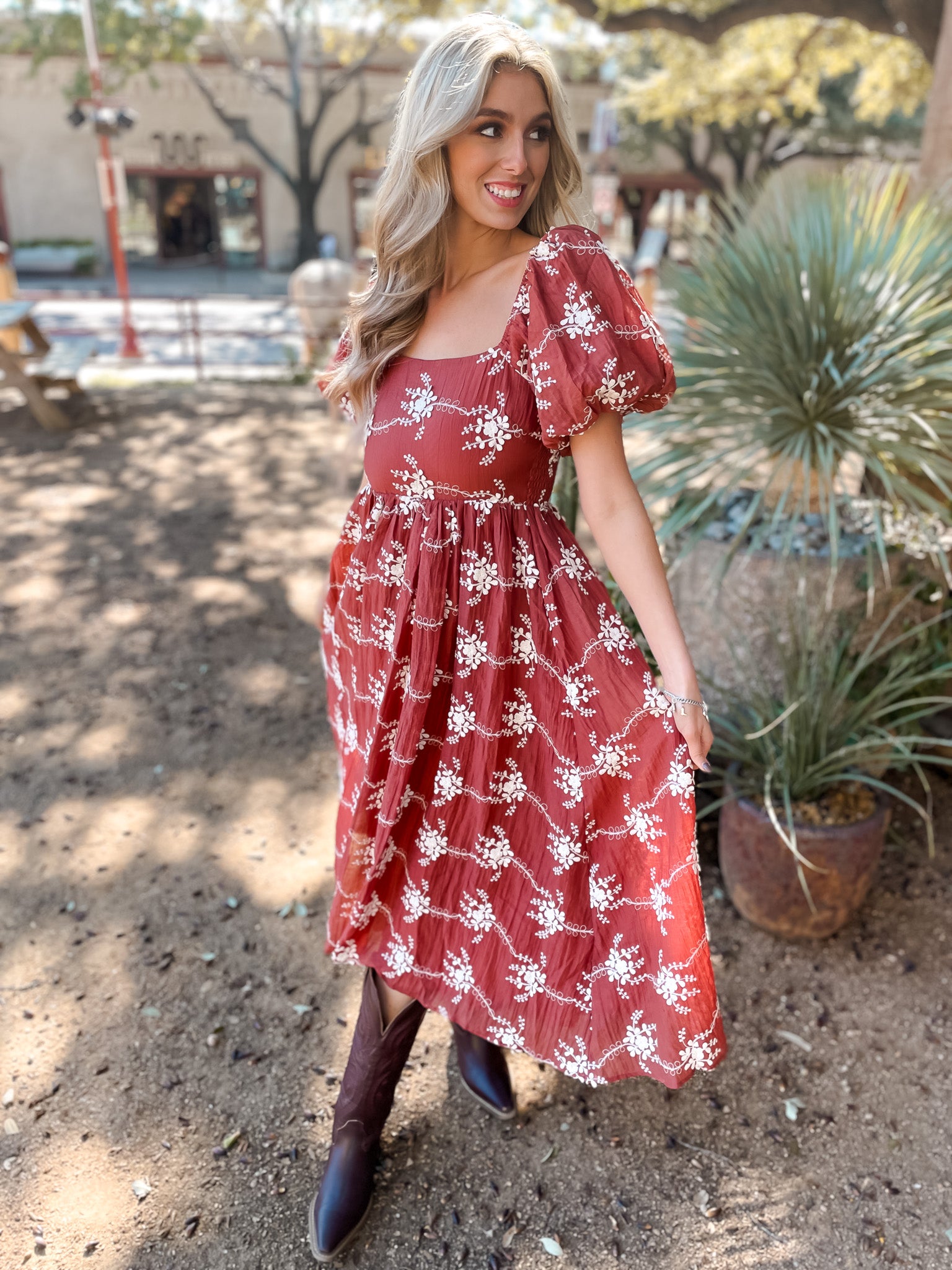 Everlasting Embroidered Dress - Maroon