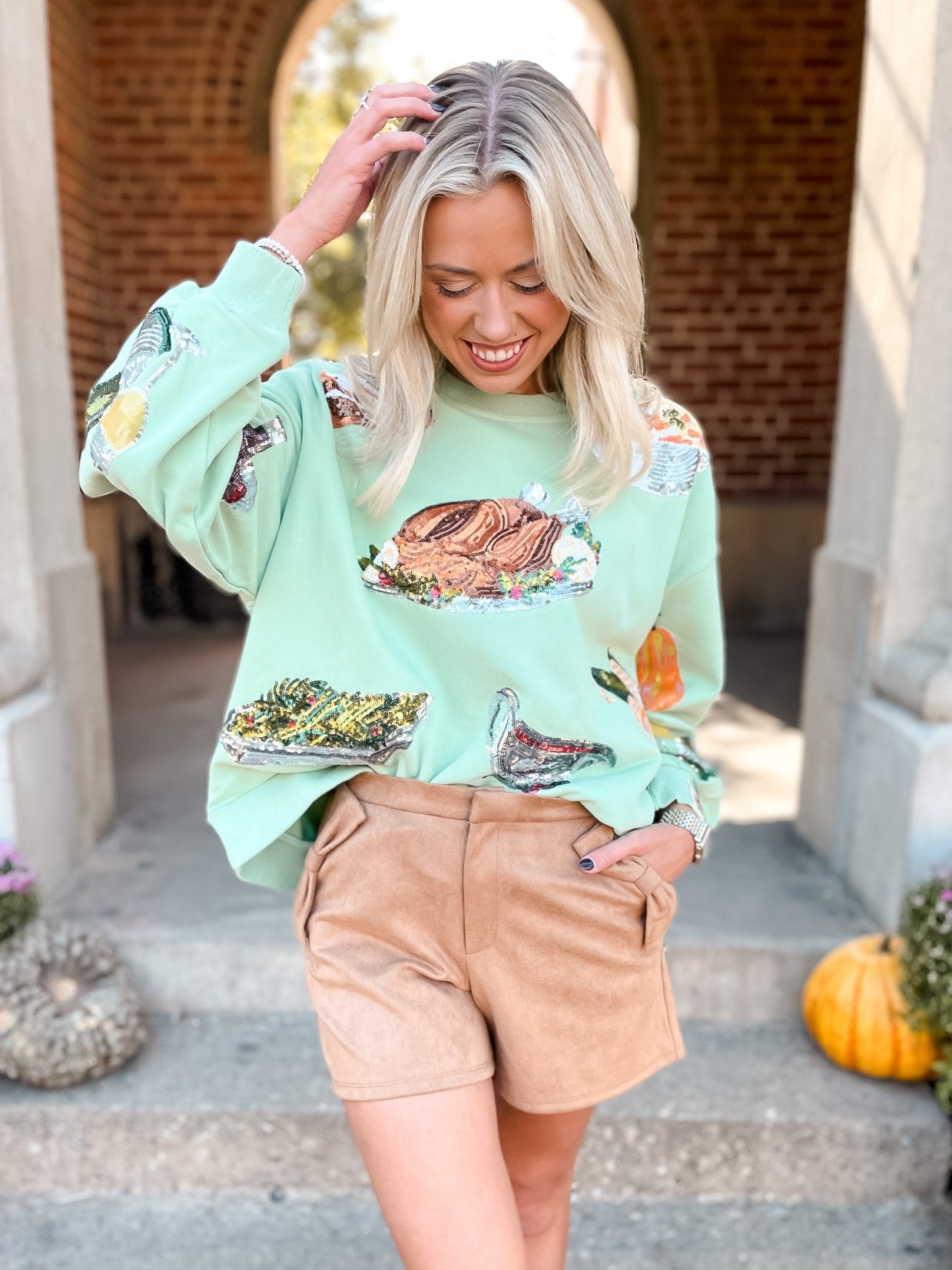 Two Suede Bows Shorts