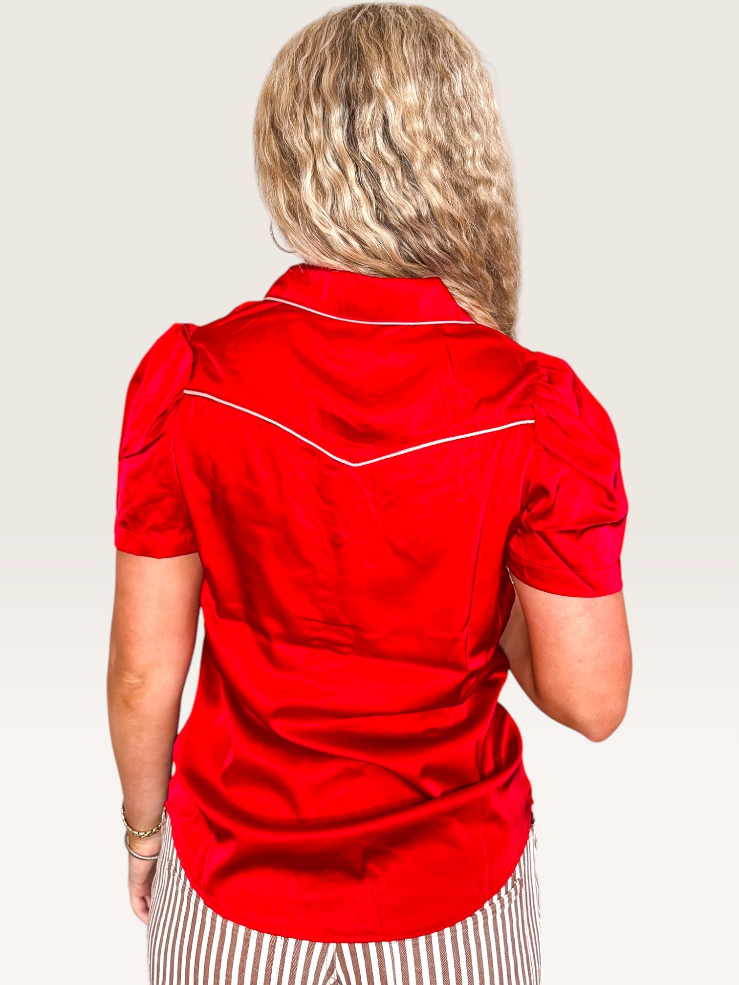 Smile Pocket Satin Top S/S - Crimson