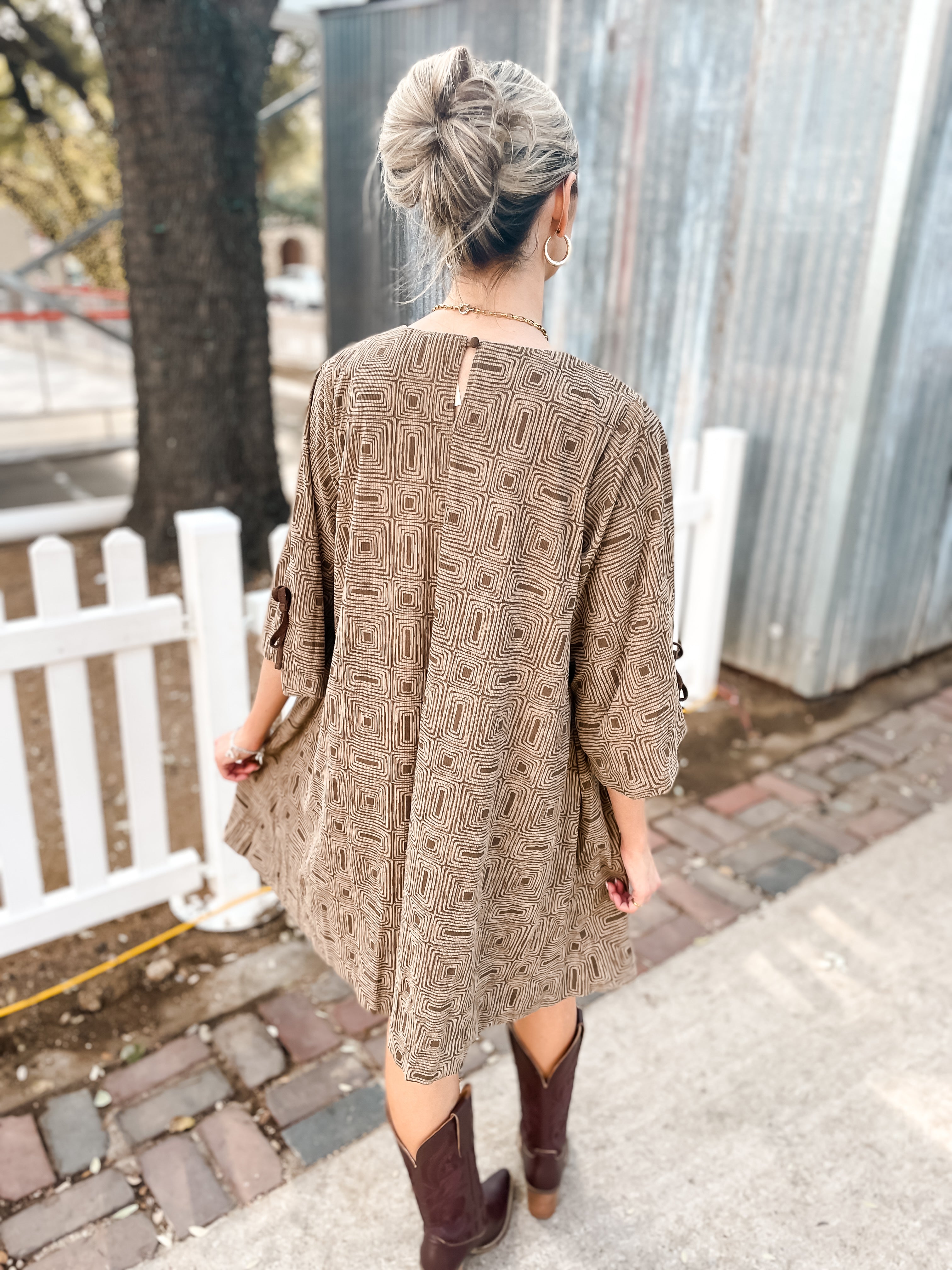 Cowtown Maze Dress - Mocha