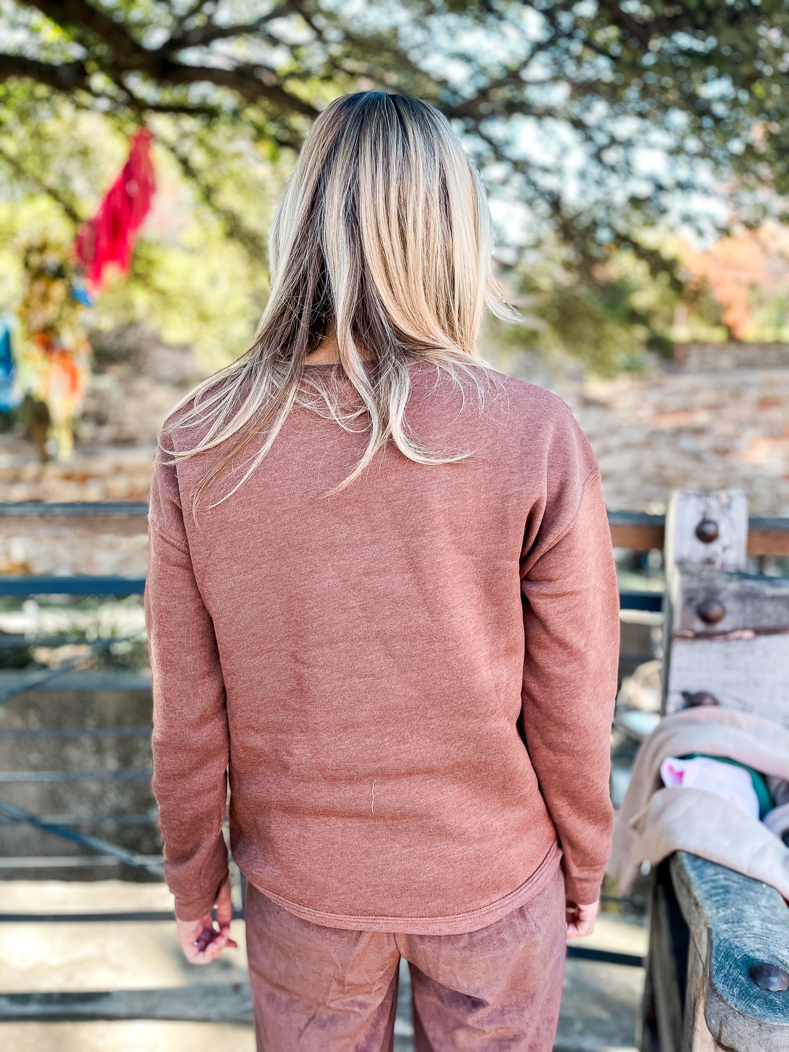 Howdy Holidays Sweatshirt - Chocolate