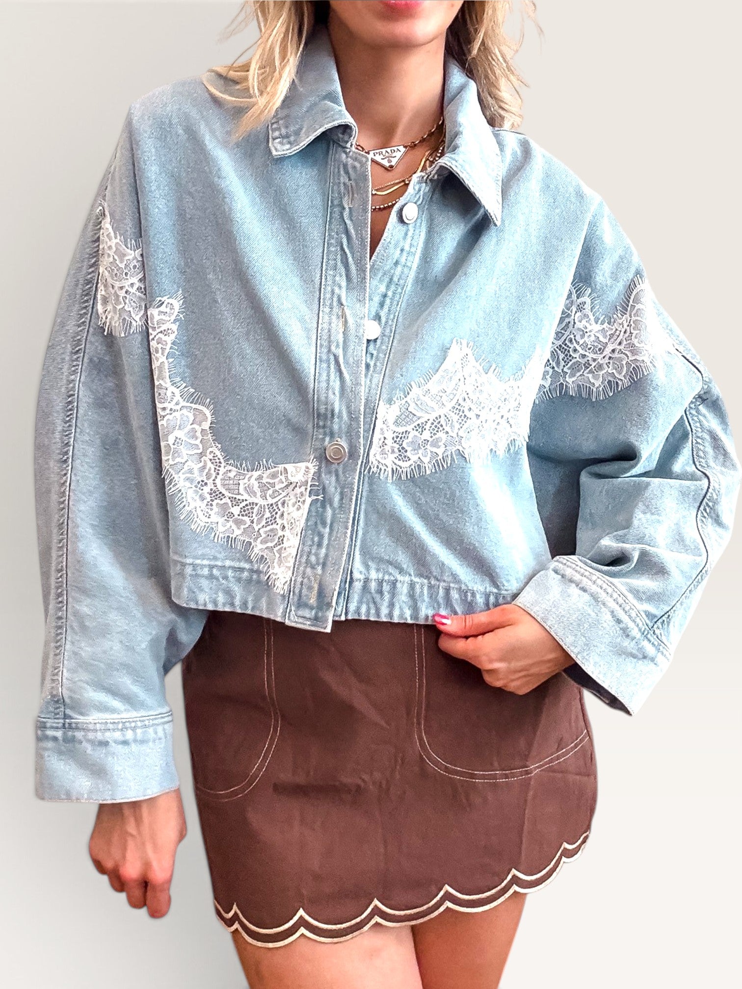 Lace Trim Detail Cropped Denim Jacket