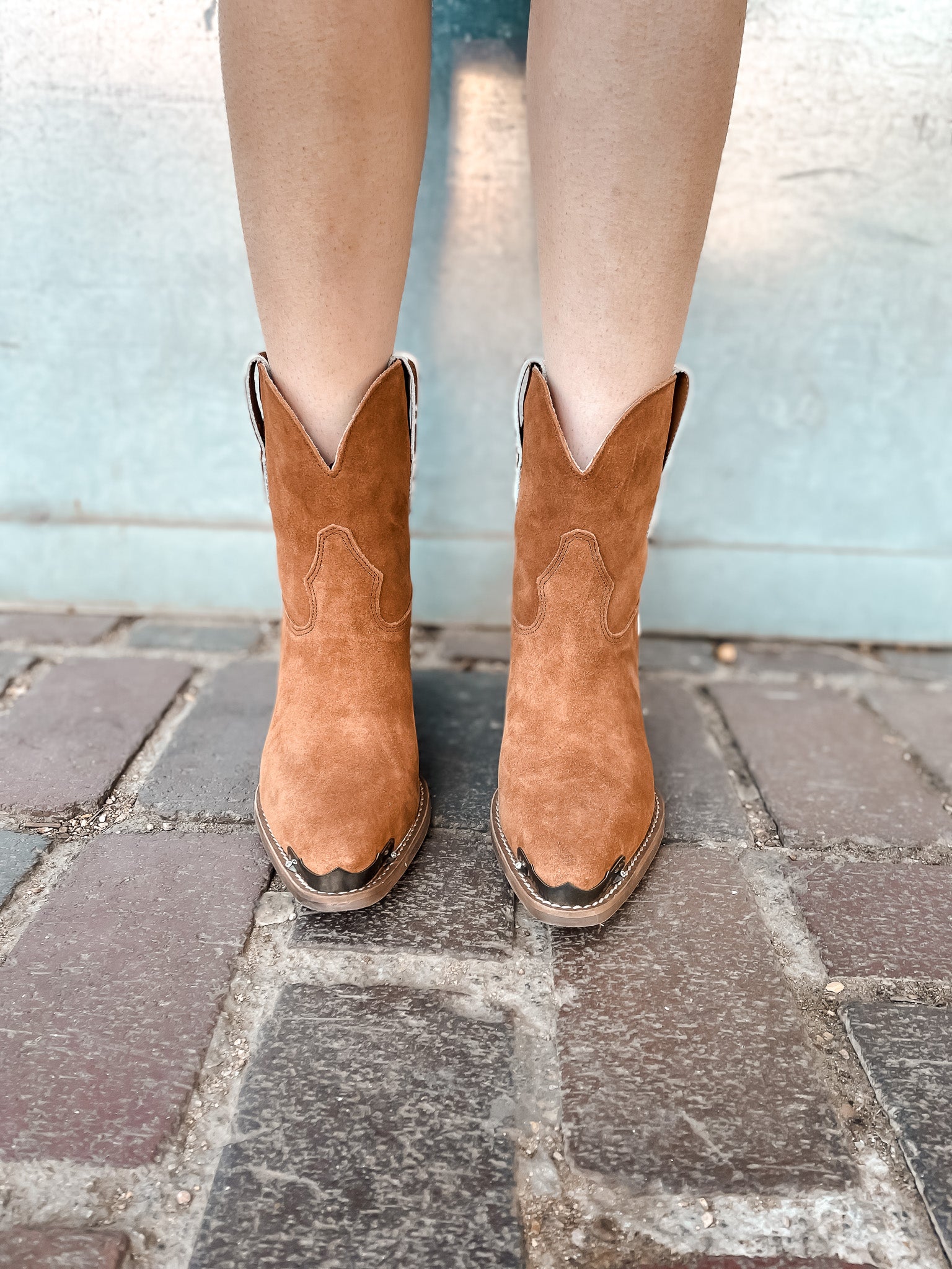 Texas Charm Boot - Camel Cow