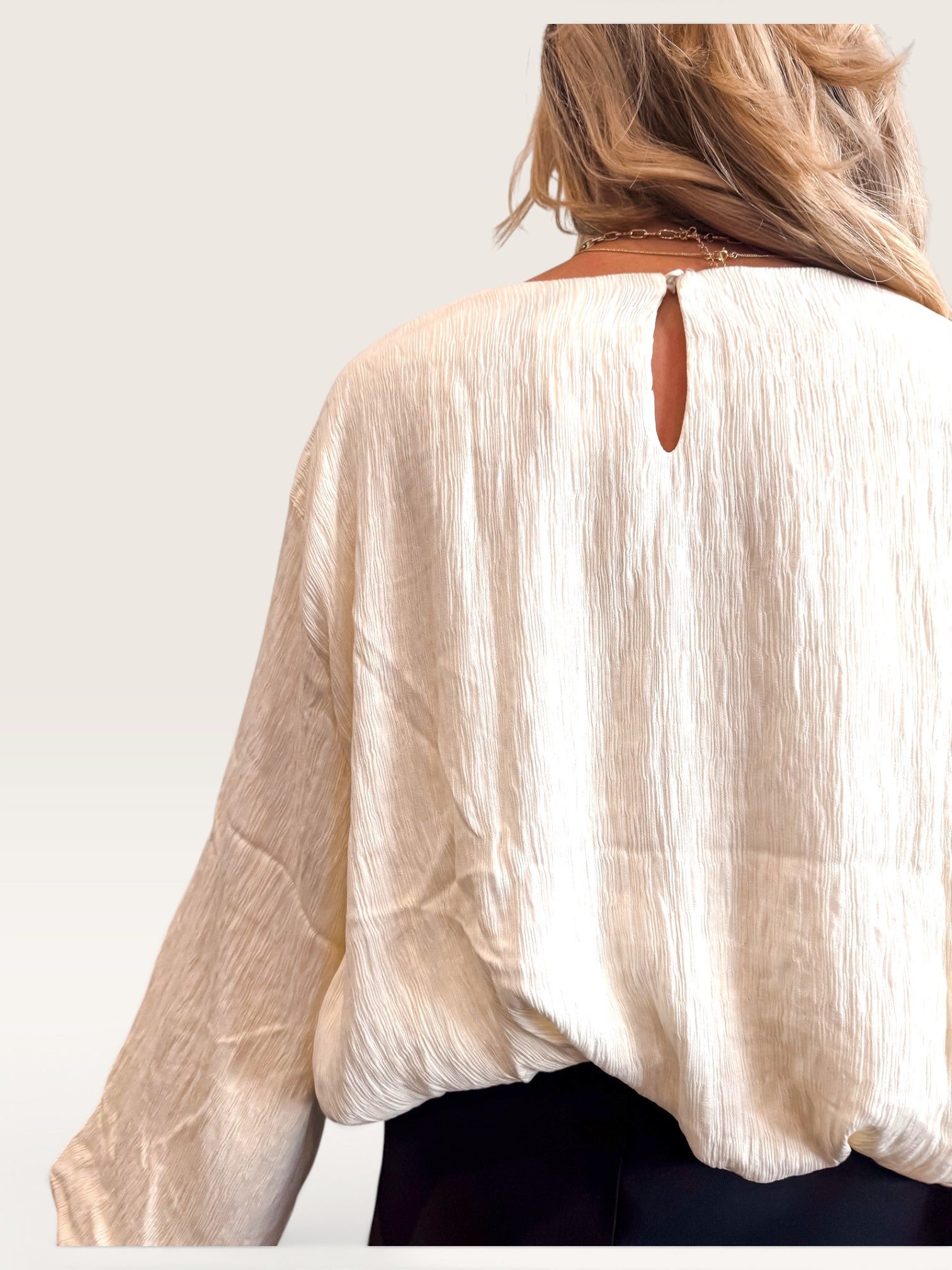 Y Bubble Hem Top - Cream