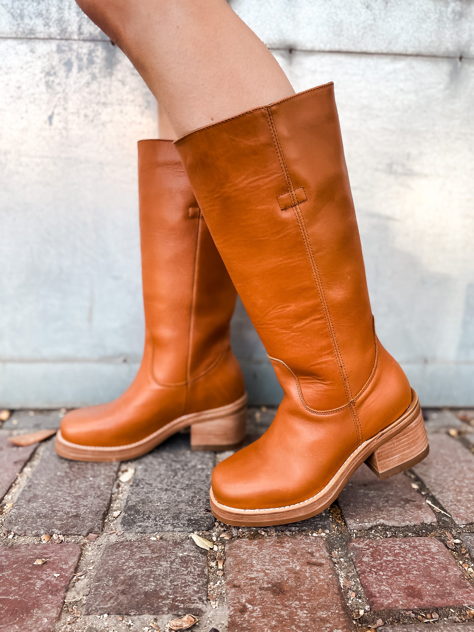 Dingo - Vagabond Boot - Camel