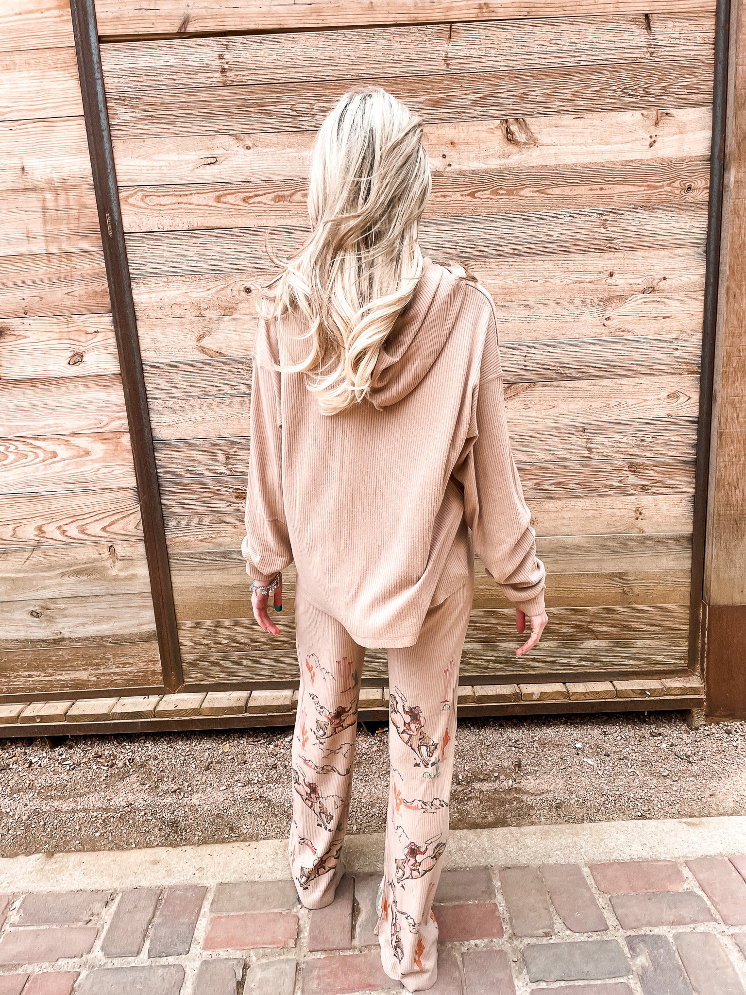 Desert Cowgirl Loungewear Set - Tucker Brown