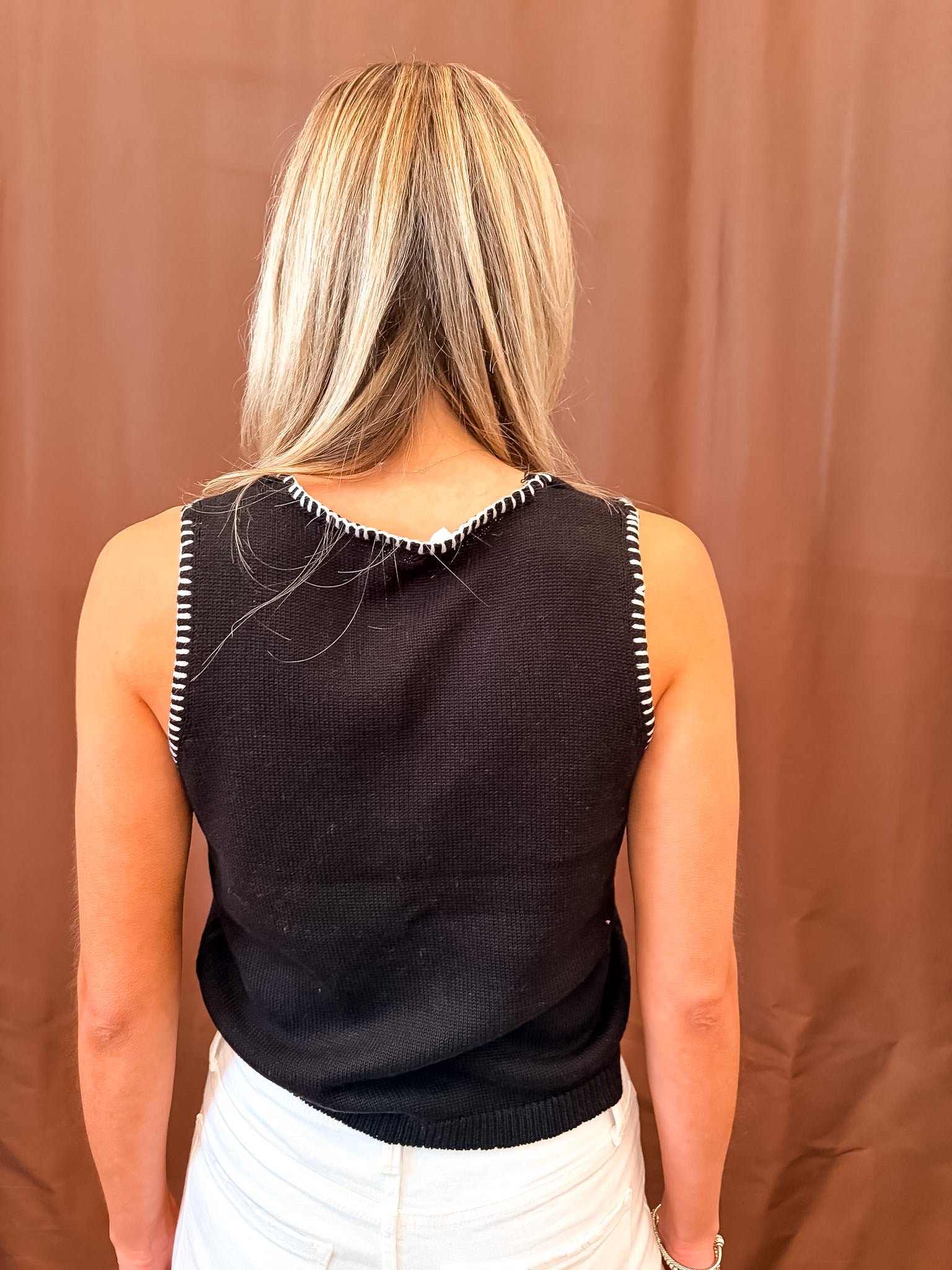 V-Neck Stitched Sweater - Black