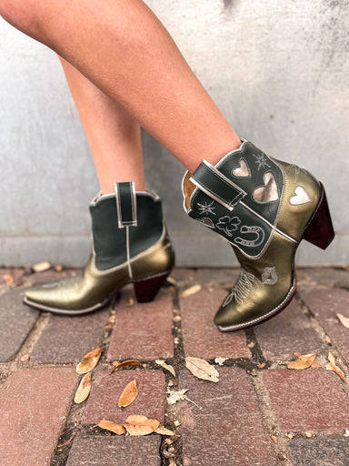 The Lucky Boot - Tucker Brown