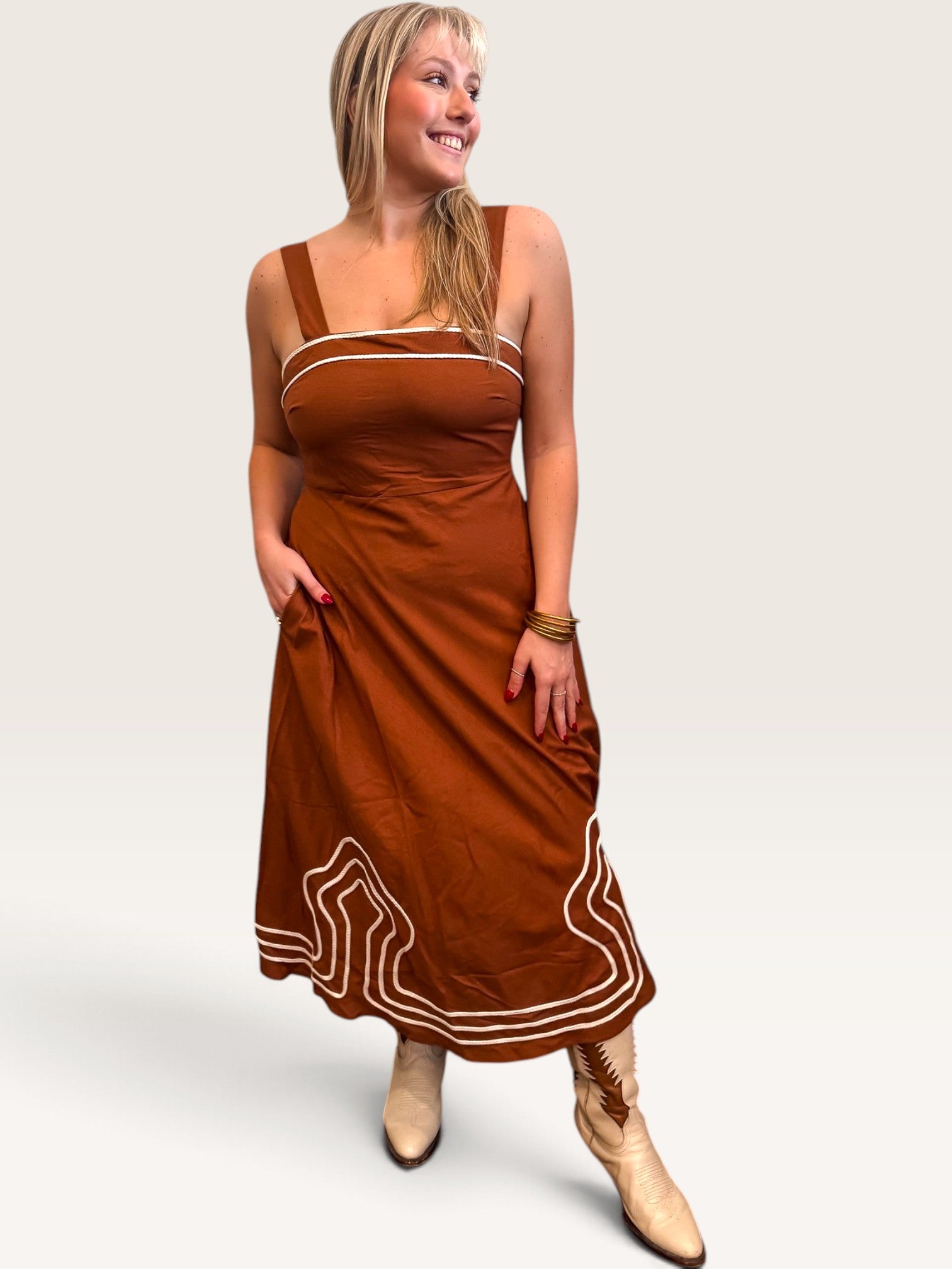 Rylee Embroidered Dress - Brown