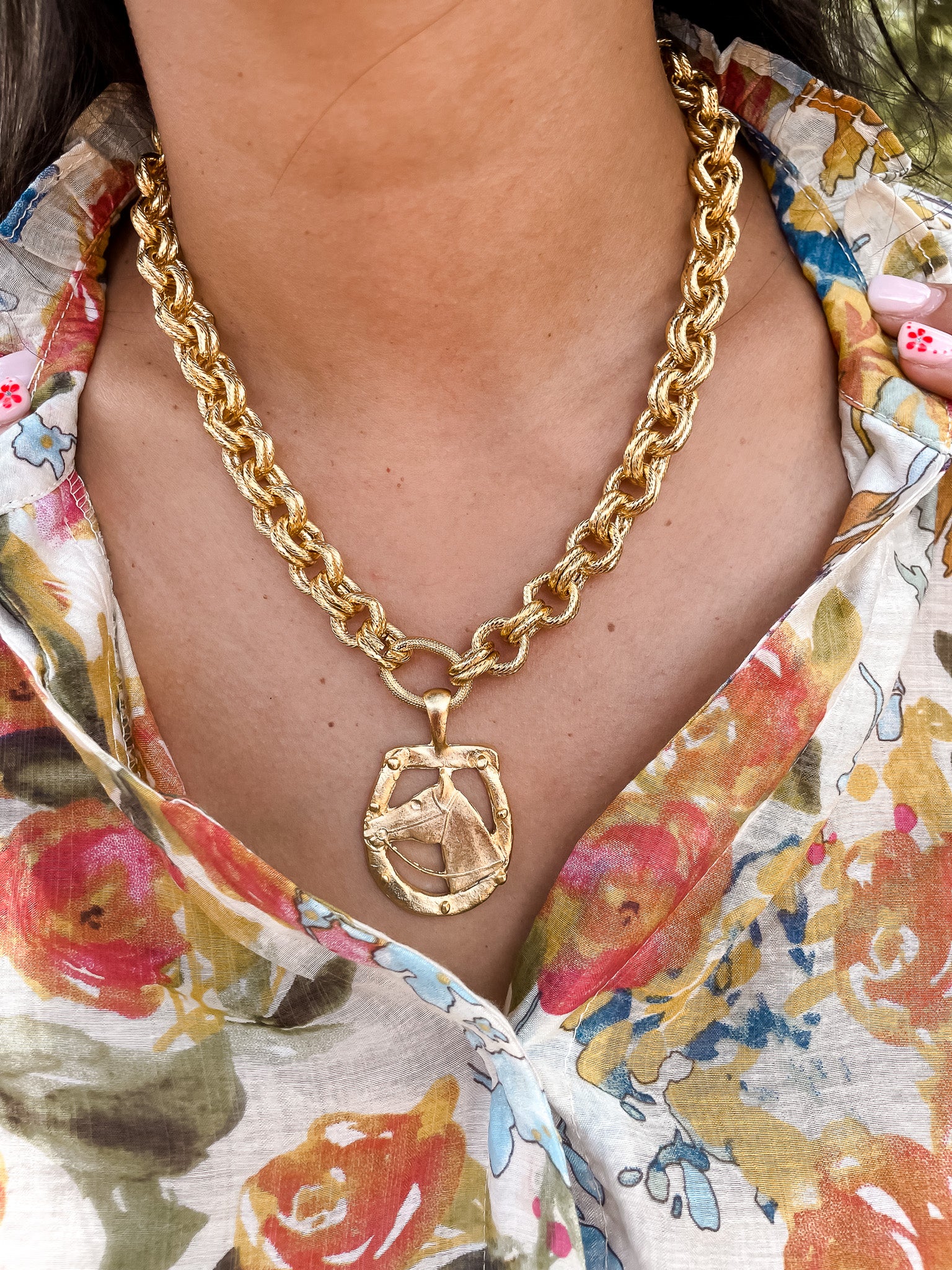 Gold Horseshoe Pendant Necklace