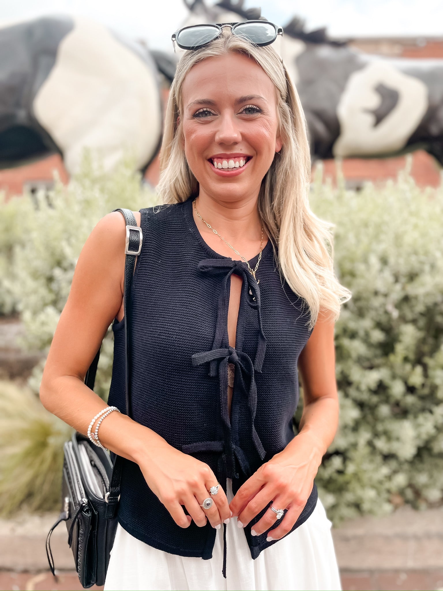 Tied Up Sweater Vest - Black