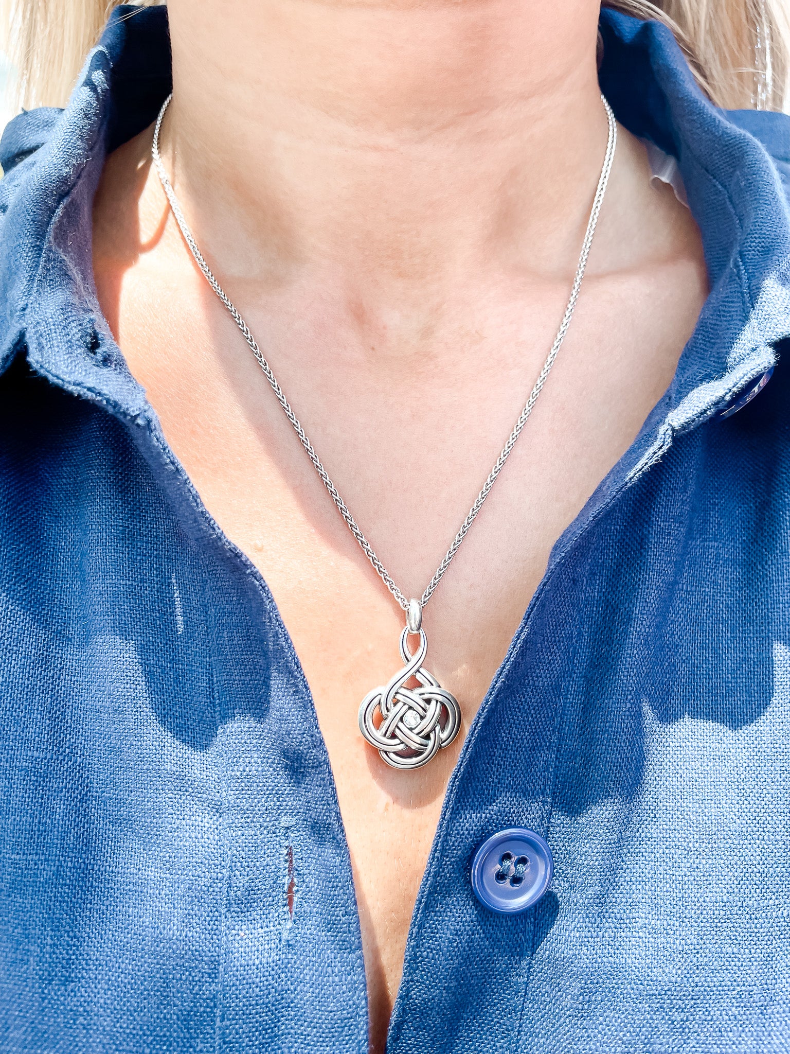 Interlok Petite Necklace