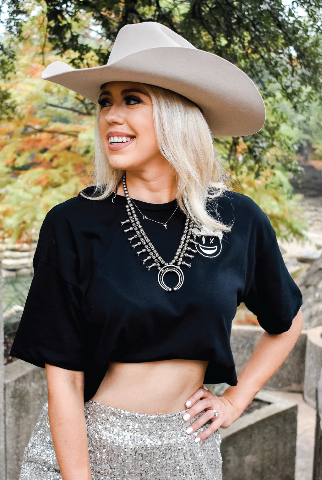 Cowpoke Emoji Crop Tee - Black